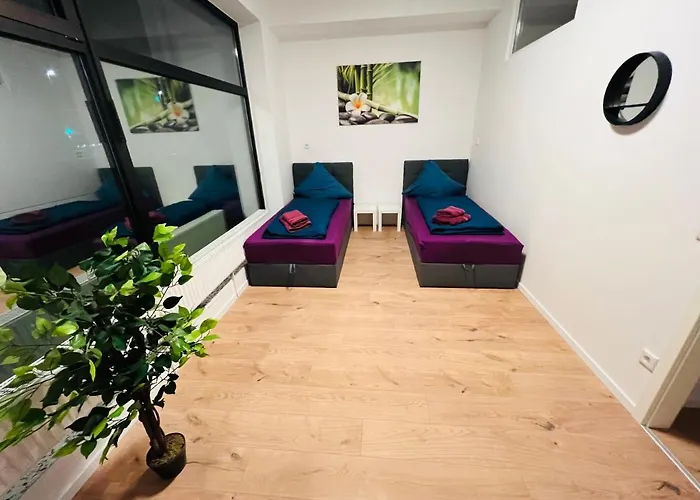 Big L 18 Beds L Free Parking L Wifi L شقة Westernkotten